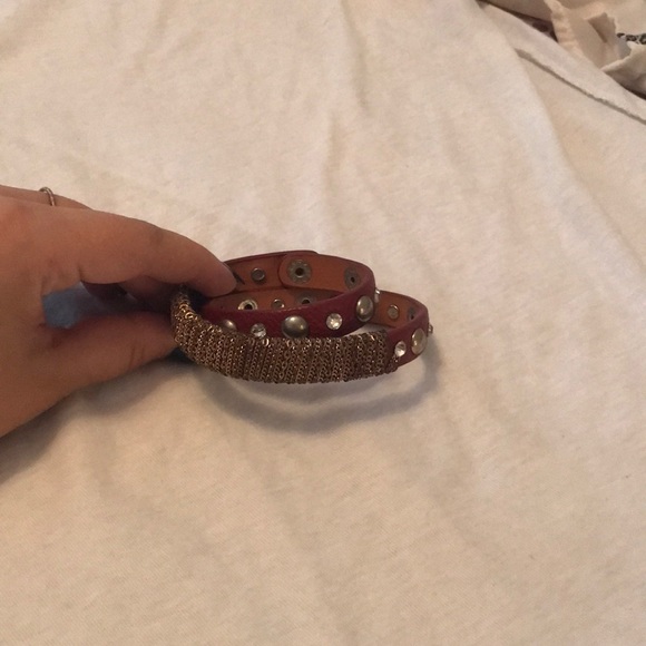 Bracelet - Picture 1 of 2